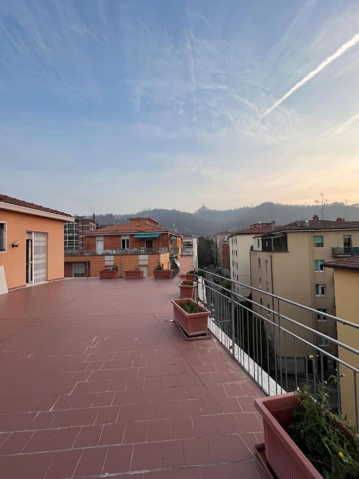 Camere In Appartamento Condiviso Vista San Luca Bolonia Zewnętrze zdjęcie